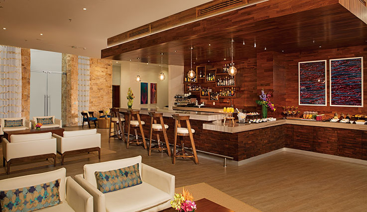 Preferred Club Lounge